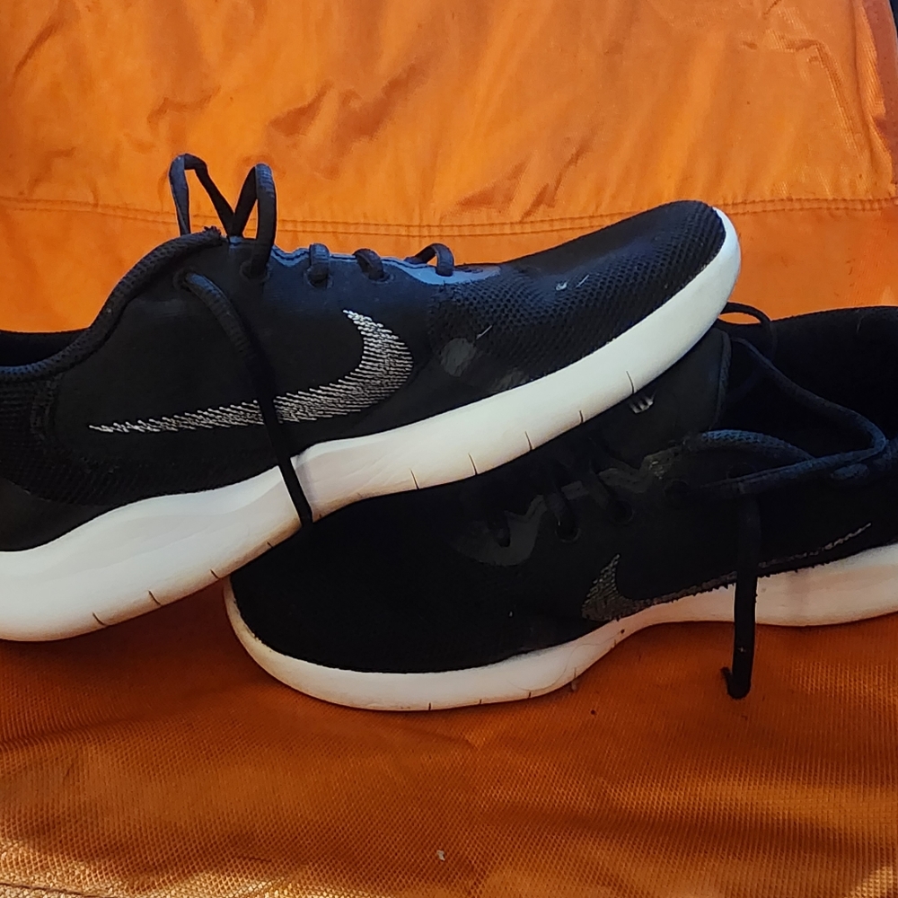 New Nike Flex Experience RN 10 Black White Men Running Shoes SZ 8.5 CI9960-002